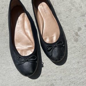 Banana Republic Ballet Flats 7.5 Black Leather